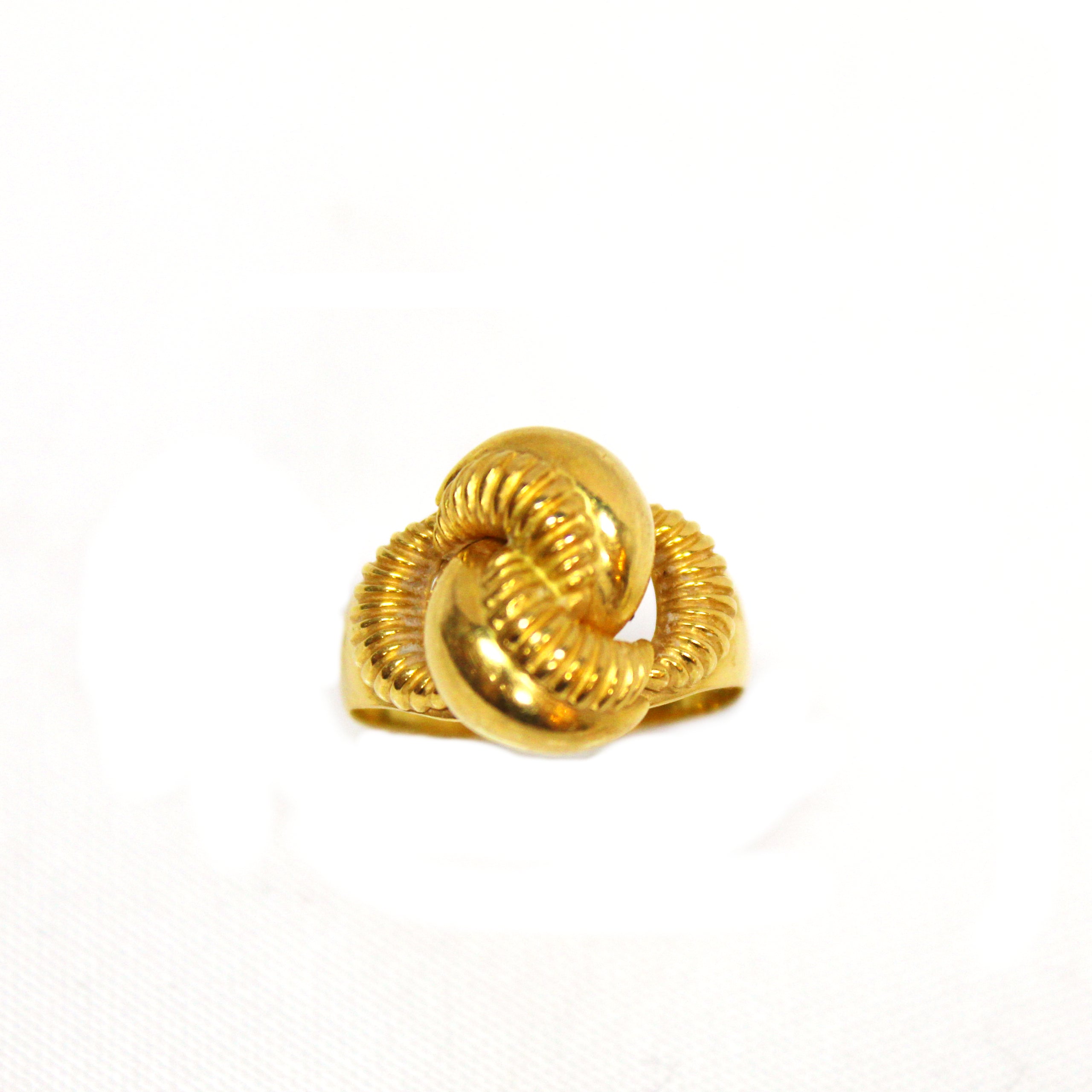 Classic 18k Yellow Gold Italian Twist Ring
