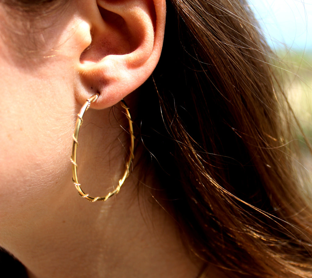 Vintage 14k Yellow Gold Thin Hoops